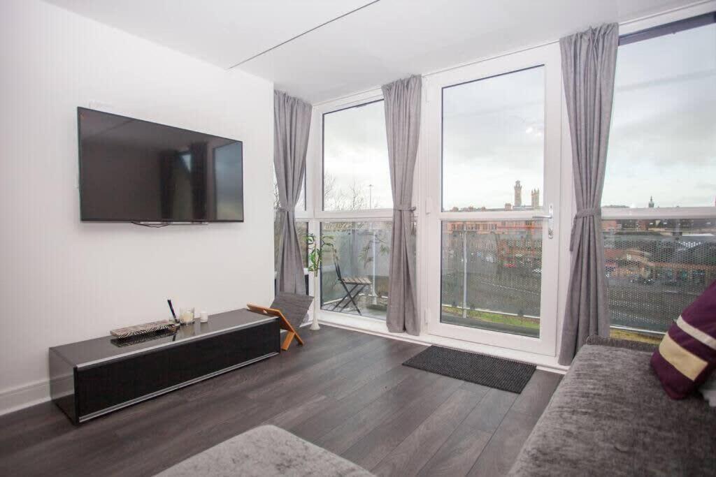 Beautiful Flat With Panoramic Views Over The City Glasgow Exterior photo