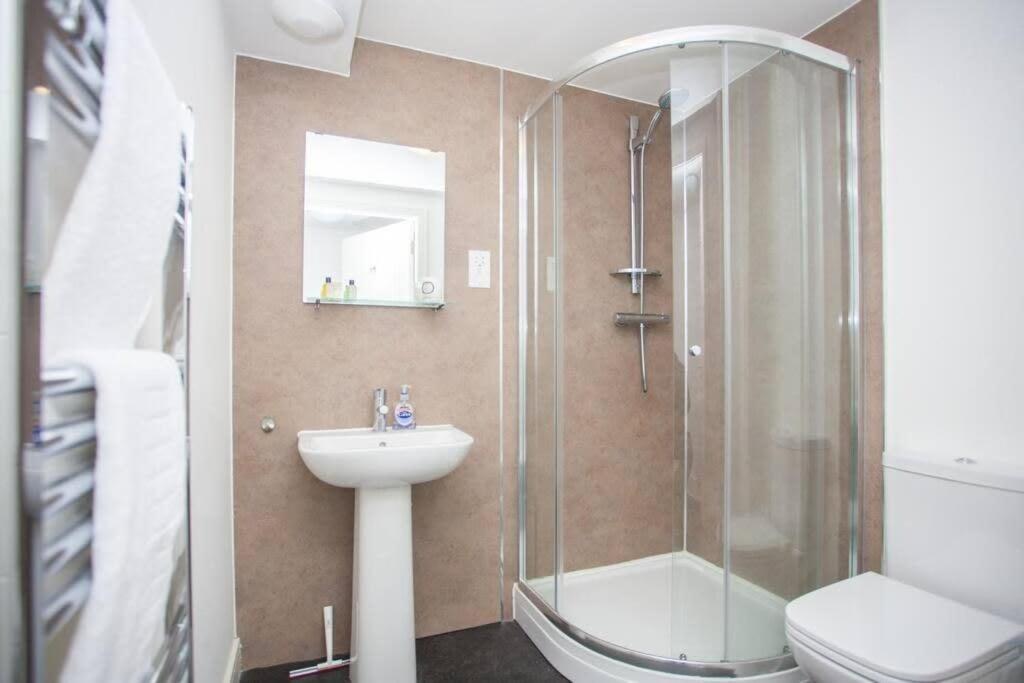 Beautiful Flat With Panoramic Views Over The City Glasgow Exterior photo
